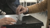 Президентските избори в Португалия - умерен социалист и крайно десен отиват на балотаж