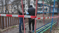 Заловиха наркопласьор край столично училище