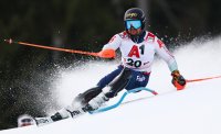 Алберт Попов завърши на 26-о място след първия манш на слалома в Кицбюел