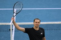 Александър Зверев и Алекс де Минор преодоляха четвъртия кръг на Australian Open
