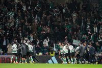 Спортинг Лисабон спечели домакинството си на ПСЖ с два гола на Луис Суарес