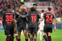 Байер Леверкузен с втора поредна победа в Бундеслигата
