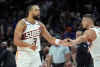 Рекордни 40 точки за Дилън Брукс помогнаха за победа на Финикс над Детройт