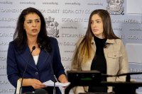 Столичната община съкращава 50 служители, сред които и бременна жена, съобщи съветникът Ваня Григорова