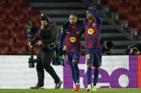 Барселона изригна за едно полувреме по пътя към Топ 8 в Шампионска лига