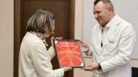 Посланикът на Северна Македония награди медици от болница "Пирогов"