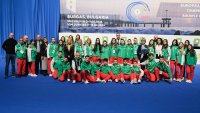 Българският отбор се снима за късмет с идолите си преди европейското по спортна стрелба