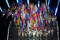 Олимпийският огън пламна и светът влезе в ритъма на игрите