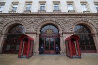 Край на консултациите за служебен премиер: Президентът Илияна Йотова се срещна с АПС, МЕЧ и "Величие" (ОБЗОР)