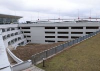 Откриха обновения многоетажен паркинг на столичното летище (СНИМКИ)