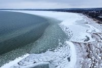 Зимни атракции: Пристанища на Балтийско море са покрити в лед