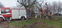 Пожар в Русе: Горяха гуми в частен имот