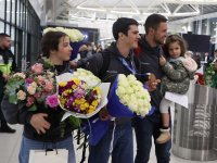 Посрещане на българските сноубордисти у дома (ГАЛЕРИЯ)