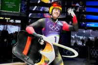 Макс Лангенхан стана олимпийски шампион в спускането с шейни