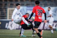 Локомотив (Пловдив) си тръгна с три точки от визитата на Славия