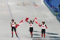 Канада защити олимпийската си титлата при жените в отборното преследване на бързо пързаляне с кънки