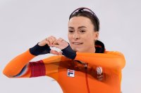 Фемке Кок спечели на 500 м бързо пързаляне с кънки с нов олимпийски рекорд