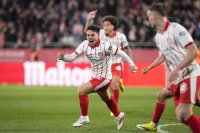 Жирона удължи страданията на Барселона