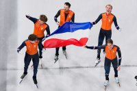 Триумф за Нидерландия в мъжката щафета на 5000 м в шорттрека