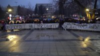 Протест в Монтана заради отстраняването на известен хирург от местната болница