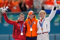 Марайке Груневалд довърши нидерландската доминация в бързото пързаляне с кънки с титла в масовия старт за жени