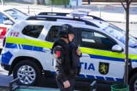 Гръцките власти разбиха мрежа за фалшиви документи, използвани за трафик на мигранти