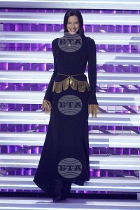 19-годишният Николо Филипучи победи в категорията за нови предложения на фестивала в Сан Ремо