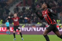 Милан изстрада трудна победа срещу Кремонезе в добавеното време