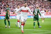 Щутгарт преодоля с лекота Волфсбург