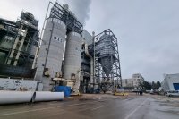 Напрежение във Велико Търново, след като една от производствените линии на завода за дървесина заработи отново