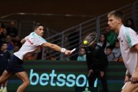 Пьотр Нестеров продължава напред на турнир от сериите "Чалънджър&ldquo; в Гърция, Кузманов отпадна