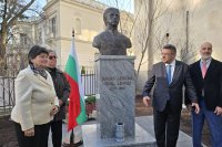 Откриха паметник на Васил Левски във Варшава