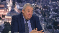 Илия Лазаров: Темата за френския ядрен чадър трябва да бъде обсъждана