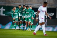 НА ЖИВО: Лудогорец - ЦСКА 2:0, сериозна вратарска грешка удвоява преднината за "орлите"