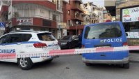 Откриха мъж с огнестрелна рана в главата в автомобил в центъра на Бургас