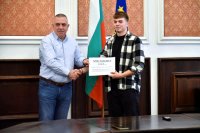 Кметът на Сливен Стефан Радев прие лекоатлета Христо Илиев