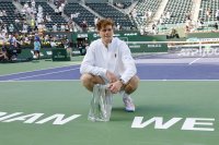 Алкарас търси реванш, Синер гони дубъл в Маями