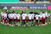 Ангело Щилер и Крис Фюрих бяха повикани по спешност в националния отбор на Германия