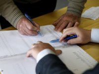 Обрат в резултатите - дясната Словенска демократическа партия печели парламентарния вот в Словения