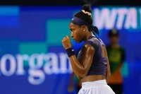 Коко Гоф победи Алиша Паркс в американски двубой и е на осминафинал на турнира в Маями