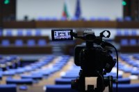 НА ЖИВО: Депутатите трябва да гласуват окончателно удължителния закон за бюджета