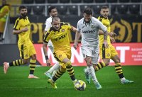 Славия и Ботев Пловдив влизат в директна битка за топ 8 след колебания в последния кръг