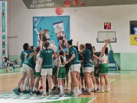 Ясни са полуфиналните двойки в женското баскетболно първенство