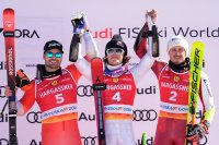 Малкият кристален глобус в слалома все още търси своя притежател