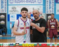 Кандидатът за президент на Българската федерация по баскетбол Орлин Атанасов и екипът му са събрали подписи от 50 клуба, желаещи незабавна смяна на управлението