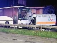 Ambulance Driver Killed in Crash Near Veliko Tarnovo; Mother, Baby, and Paramedic in Stable Condition