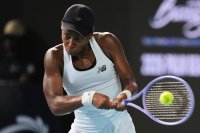 Коко Гоф с място на полуфиналите в Маями