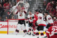 Четири поред за Отава в НХЛ