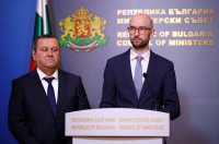 Активираха мярката за компенсации за високите цени на горивата