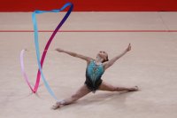 Стилияна Николова и Ева Брезалиева останаха в подножието на медалите на лента на Световната купа по художествена гимнастика в София